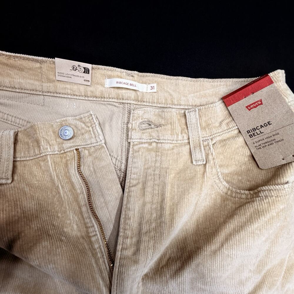 Levi’s Women’s Ribcage Corduroy Pants Super Rise NWT 31x31 - Picture 5 of 9